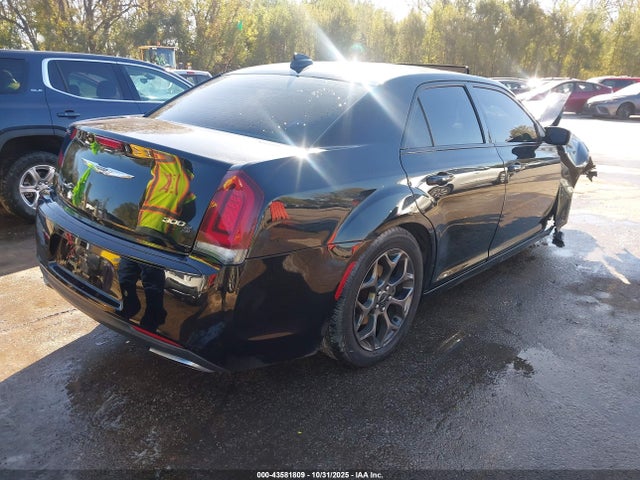Aukcja sprzedaży 2015 Chrysler 300 300s, vin: 2C3CCAGG8FH814340, numer aukcji: 43581809