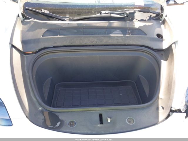 2022 TESLA MODEL Y 7SAYGDEFXNF372072 Photo 9