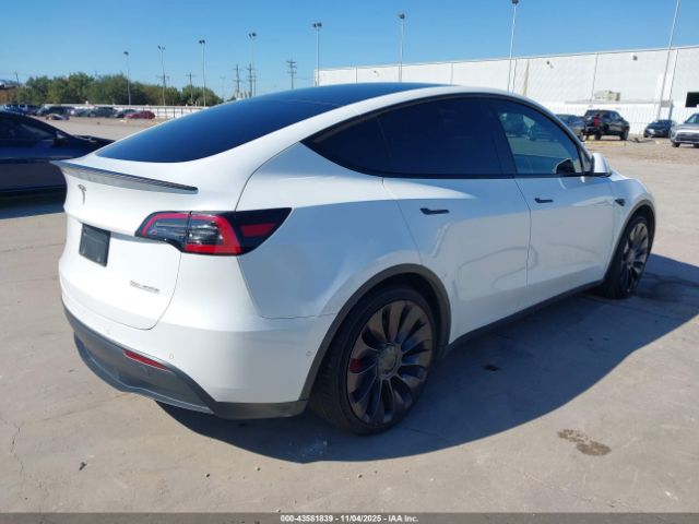 2022 TESLA MODEL Y 7SAYGDEFXNF372072 Photo 3