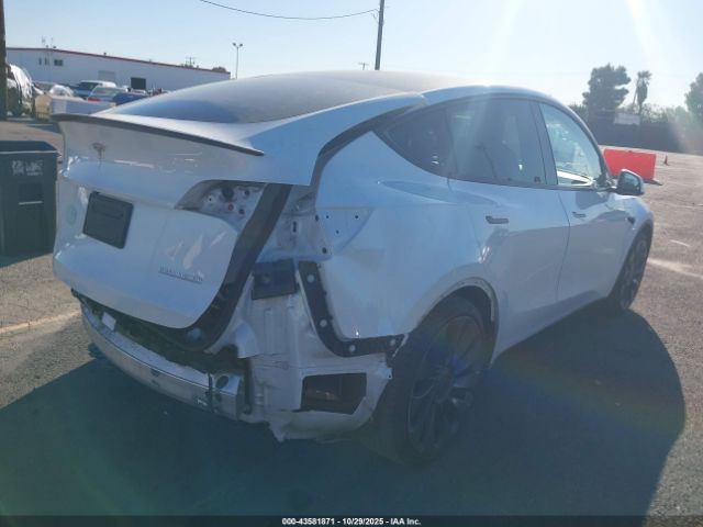 2020 TESLA MODEL Y 5YJYGDEFXLF040773 Photo 3