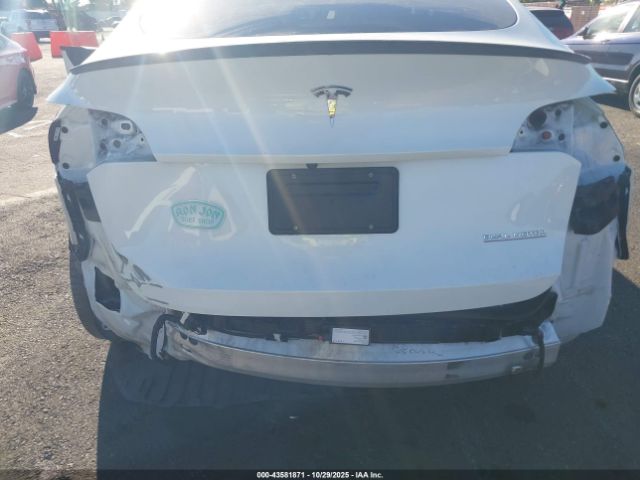 2020 TESLA MODEL Y 5YJYGDEFXLF040773 Photo 5