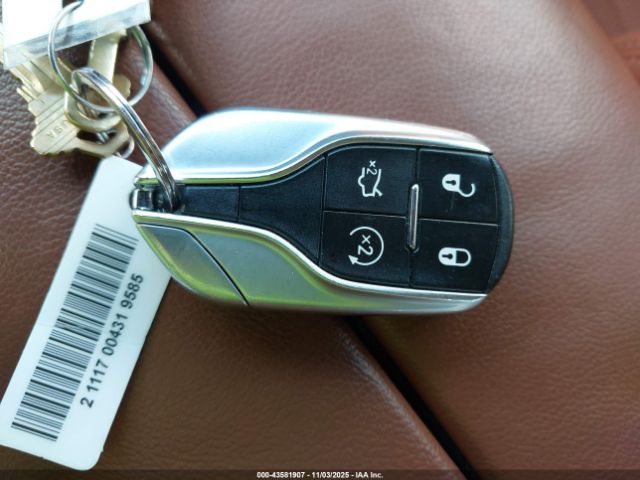 2018 MASERATI QUATTROPORTE ZAM56YRA7J1304867 Photo 10