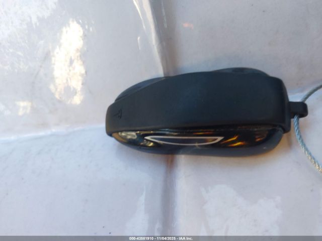 2015 TESLA MODEL S 5YJSA1H46FF094611 Photo 10