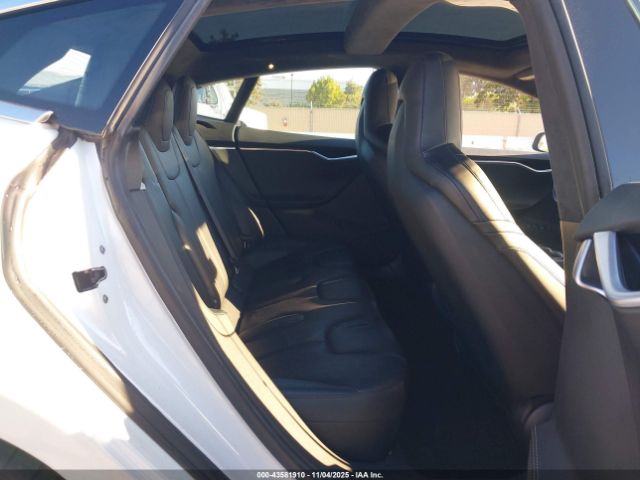 2015 TESLA MODEL S 5YJSA1H46FF094611 Photo 7