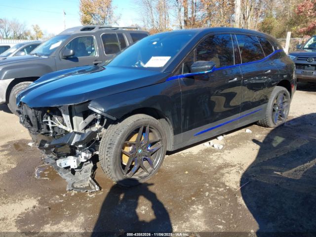 2024 BMW IX WB523CF06RCR16553 Photo 1