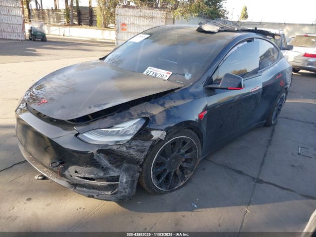 2022 TESLA MODEL Y 7SAYGDEE0NF351433 Photo 1