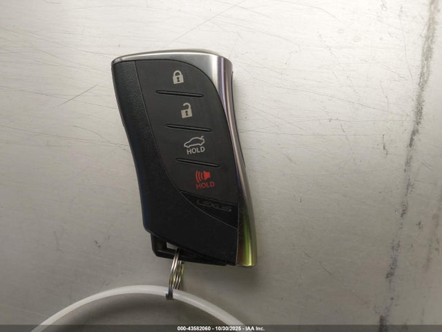 Lexus ES 300H 2025 58ADA1C17SU060298 Image 11