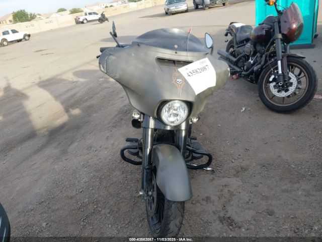 2019 HARLEY-DAVIDSON FLHXS 1HD1KRP18KB679295 Photo 4