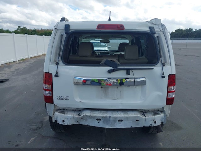43582192 :رقم المزاد ، 1J4PP5GK6AW104015 vin ، 2010 Jeep Liberty Limited مزاد بيع