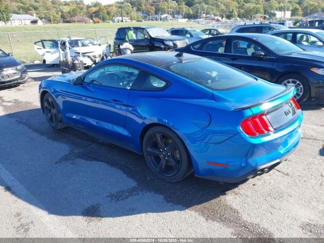 2021 FORD MUSTANG 1FA6P8CF5M5143111 Photo 2