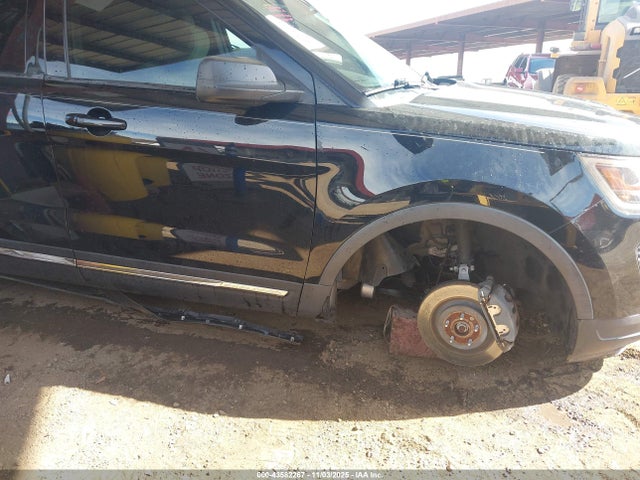 1FM5K7D87JGC52163 Ford EXPLORER XLT