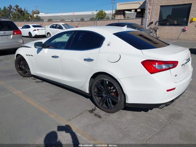 Maserati m156b 2015 ZAM57RTA4F1134079 Image 3