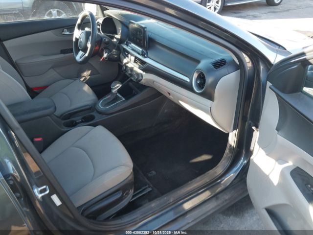 2020 KIA FORTE 3KPF24AD6LE209364 Photo 4