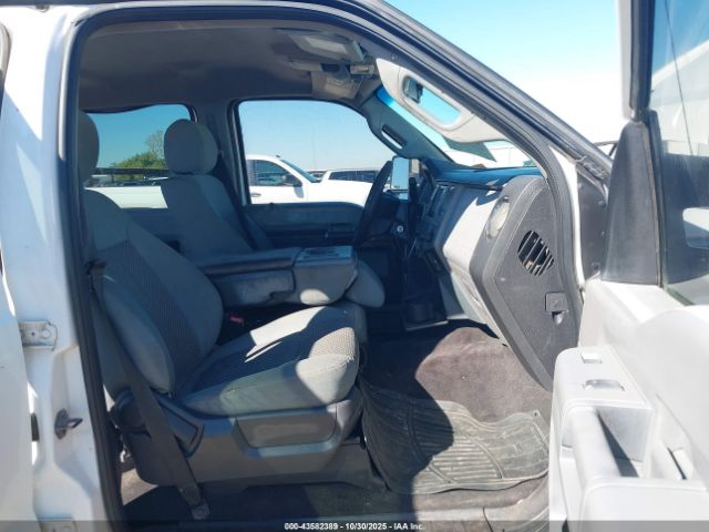 2011 FORD F-250 1FT7W2B6XBEC34971 Photo 4