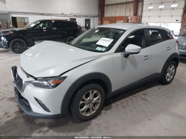 2018 MAZDA CX-3 JM1DKFB74J0325180 Photo 1