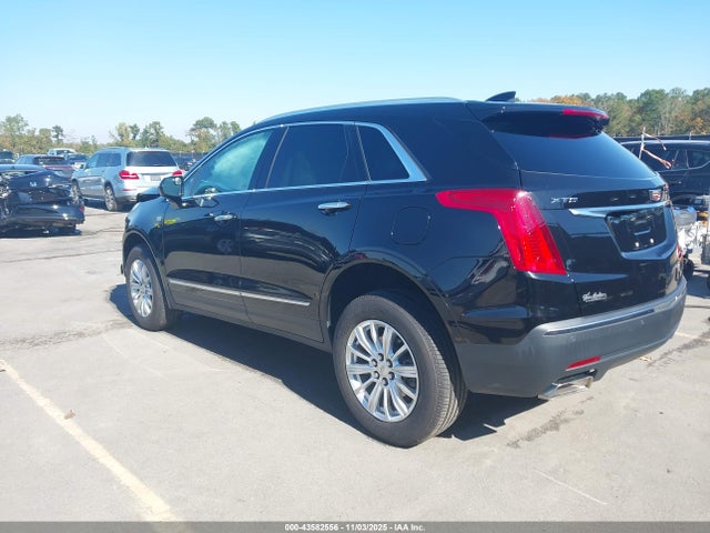 2018 CADILLAC XT5 1GYKNARS3JZ236542 Photo 2