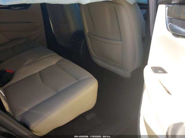 2018 CADILLAC XT5 1GYKNARS3JZ236542 Photo 7