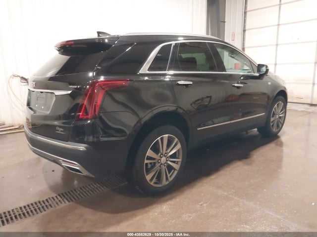 2024 CADILLAC XT5 1GYKNDR49RZ756839 Photo 3