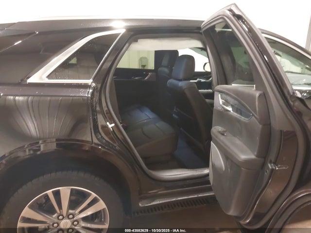 2024 CADILLAC XT5 1GYKNDR49RZ756839 Photo 7