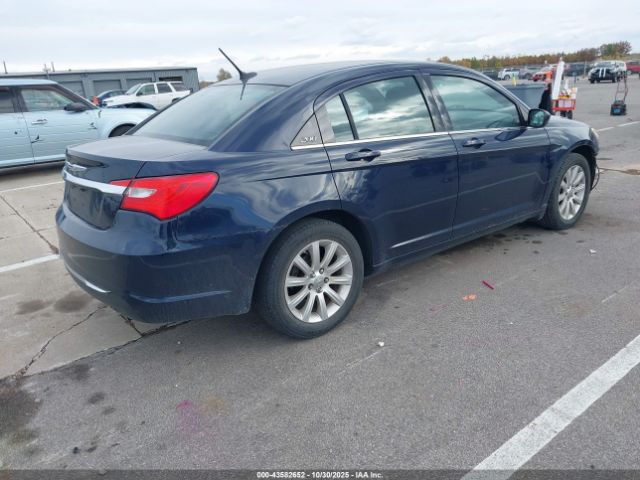2014 CHRYSLER 200 1C3CCBBB2EN100985 Photo 3