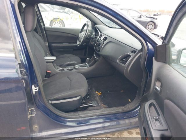 2014 CHRYSLER 200 1C3CCBBB2EN100985 Photo 4