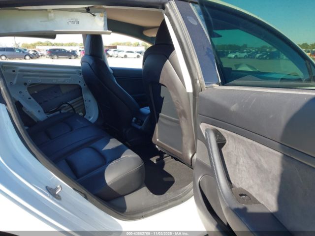 2019 TESLA MODEL 3 5YJ3E1EB8KF199611 Photo 7