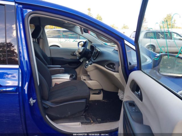 2021 CHRYSLER PACIFICA 2C4RC1FG1MR502455 Photo 4