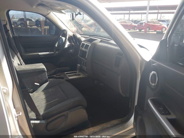 2011 DODGE NITRO 1D4PT5GK9BW550374 Photo 4