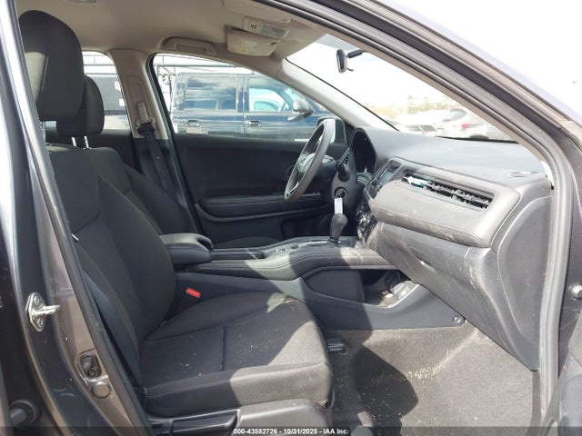 2018 HONDA HR-V 3CZRU5H38JM719383 Photo 4