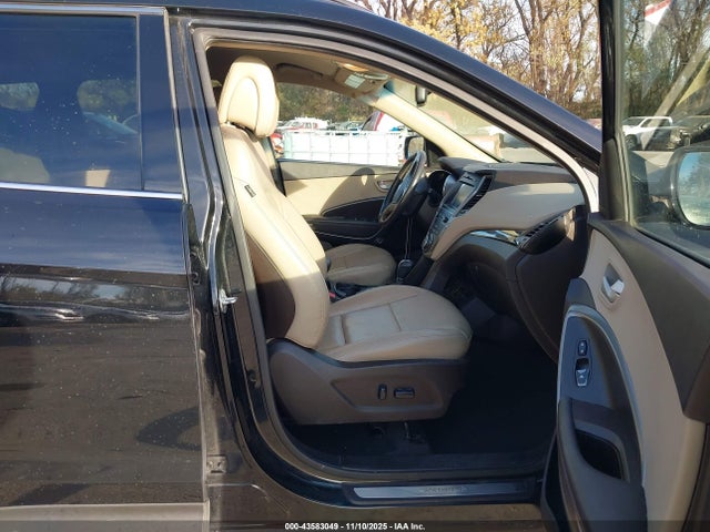 2017 Hyundai Santa Fe Sport 2.4l მანქანა იყიდება აუქციონზე, vin: 5NMZUDLB5HH015797, აუქციონის ნომერი: 43583049