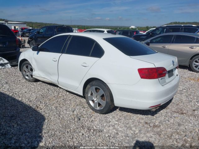 2014 VOLKSWAGEN JETTA 3VWD17AJ9EM417231 Photo 2