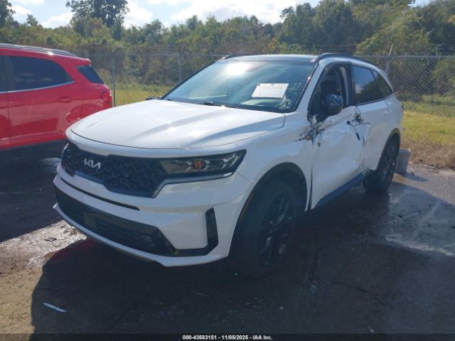2022 KIA SORENTO 5XYRK4LF6NG119102 Photo 1