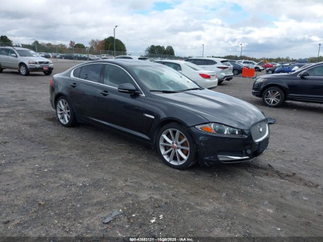 2015 JAGUAR XF SAJWJ0FF5F8U51892