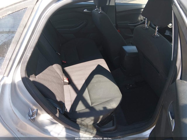 Aukcja sprzedaży 2016 Ford Focus Se, vin: 1FADP3F22GL365575, numer aukcji: 43583190