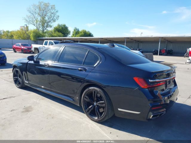 2017 BMW 750I WBA7F0C39HGM21606 Photo 2