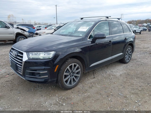 2017 AUDI Q7 WA1LAAF71HD038047 Photo 1