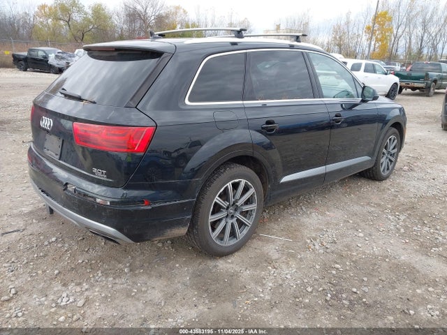 2017 AUDI Q7 WA1LAAF71HD038047 Photo 3