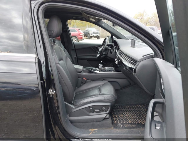 2017 AUDI Q7 WA1LAAF71HD038047 Photo 4