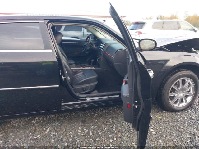 2010 CHRYSLER 300C 2C3CK6CT6AH138482 Photo 4