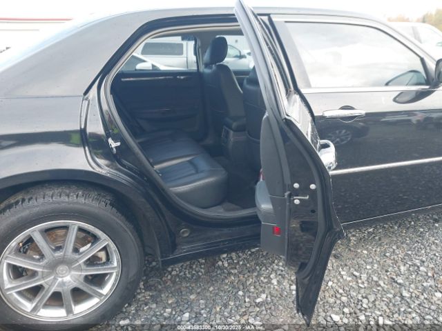 2010 CHRYSLER 300C 2C3CK6CT6AH138482 Photo 7