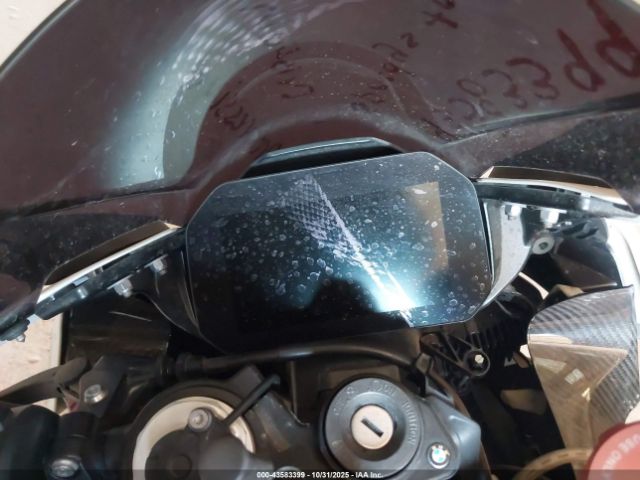 2021 BMW S 1000 WB10E2302M6D47115 Photo 6