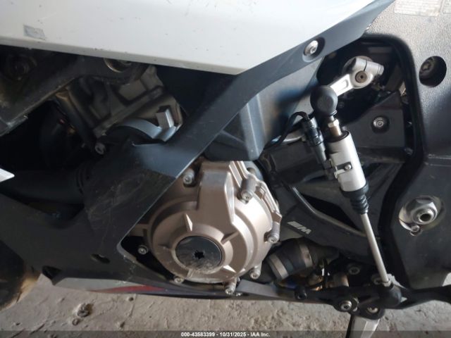 2021 BMW S 1000 WB10E2302M6D47115 Photo 8