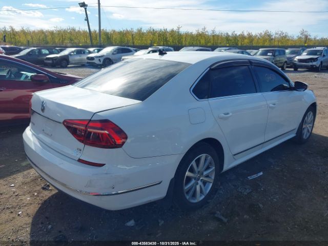 2017 VOLKSWAGEN PASSAT 1VWBT7A30HC010021 Photo 3