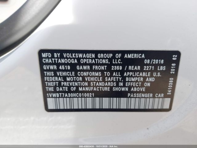 2017 VOLKSWAGEN PASSAT 1VWBT7A30HC010021 Photo 8