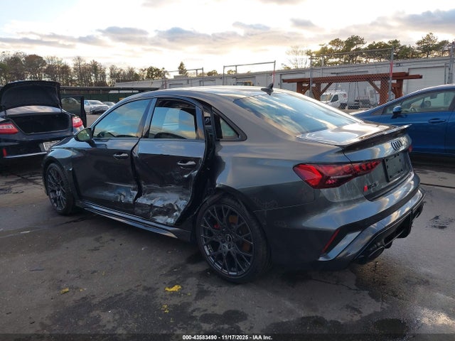 2025 AUDI RS 3 WUAGWDGY0SA909971 Photo 2