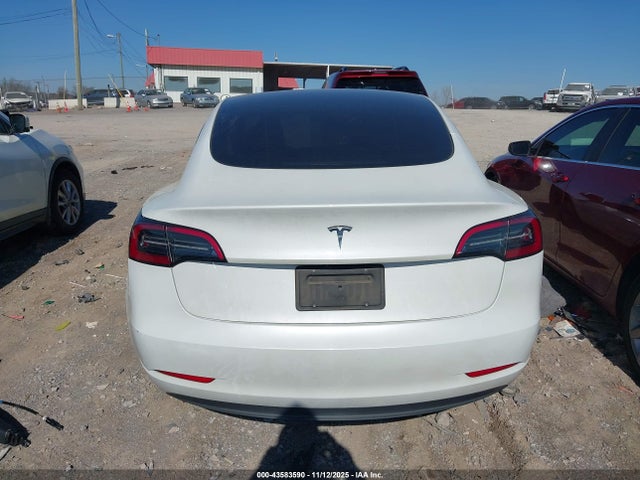 Продаж на аукціоні авто 2023 Tesla Model 3 Rear-wheel Drive, vin: 5YJ3E1EA8PF701080, номер лоту: 43583590