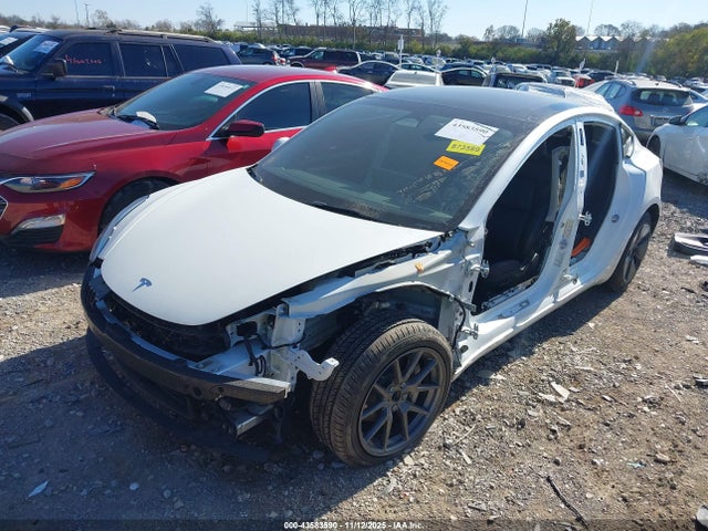 Продаж на аукціоні авто 2023 Tesla Model 3 Rear-wheel Drive, vin: 5YJ3E1EA8PF701080, номер лоту: 43583590