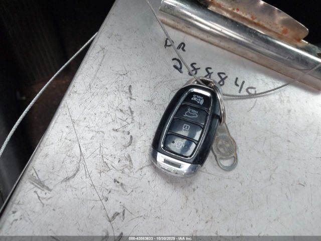 2021 HYUNDAI KONA KM8K5CA58MU681685 Photo 10