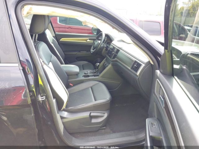 2021 VOLKSWAGEN ATLAS 1V2LP2CA4MC514199 Photo 4