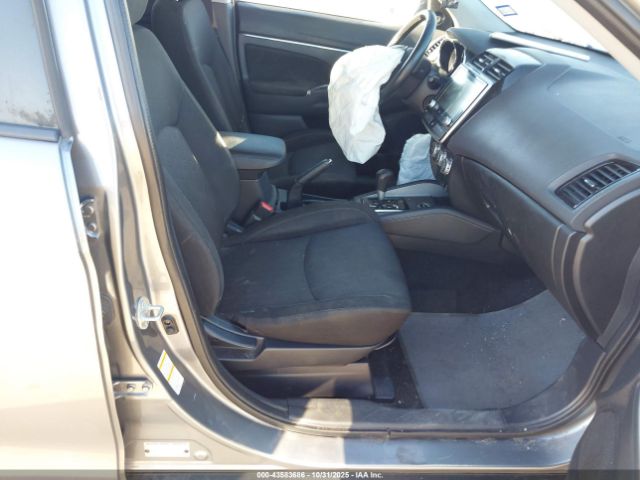 2020 MITSUBISHI OUTLANDER SPORT JA4AR3AU6LU024081 Photo 4